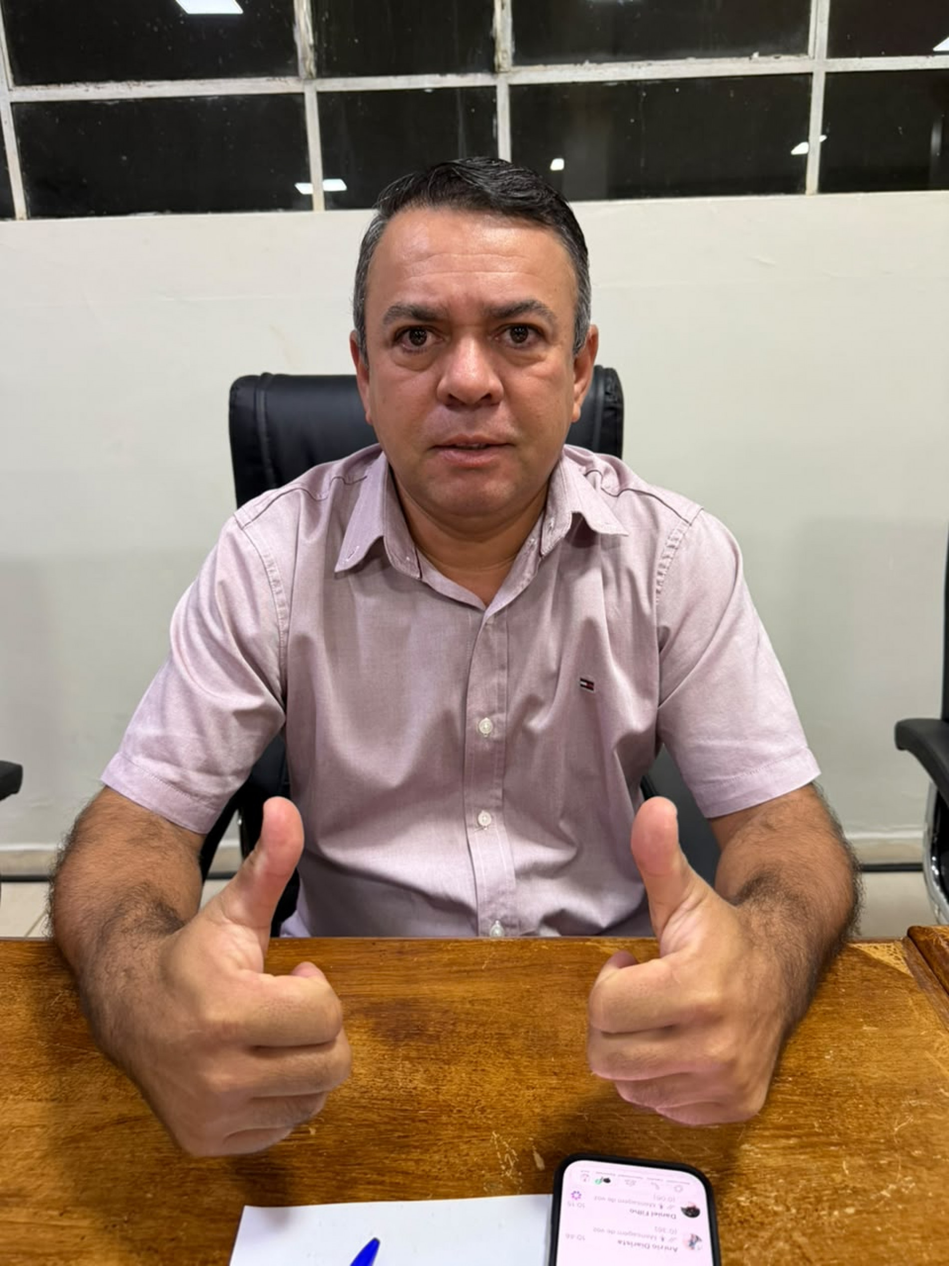 Geferson Vieira solicita instala&ccedil;&atilde;o de bueiro e melhorias na rua Dinarte dos Santos