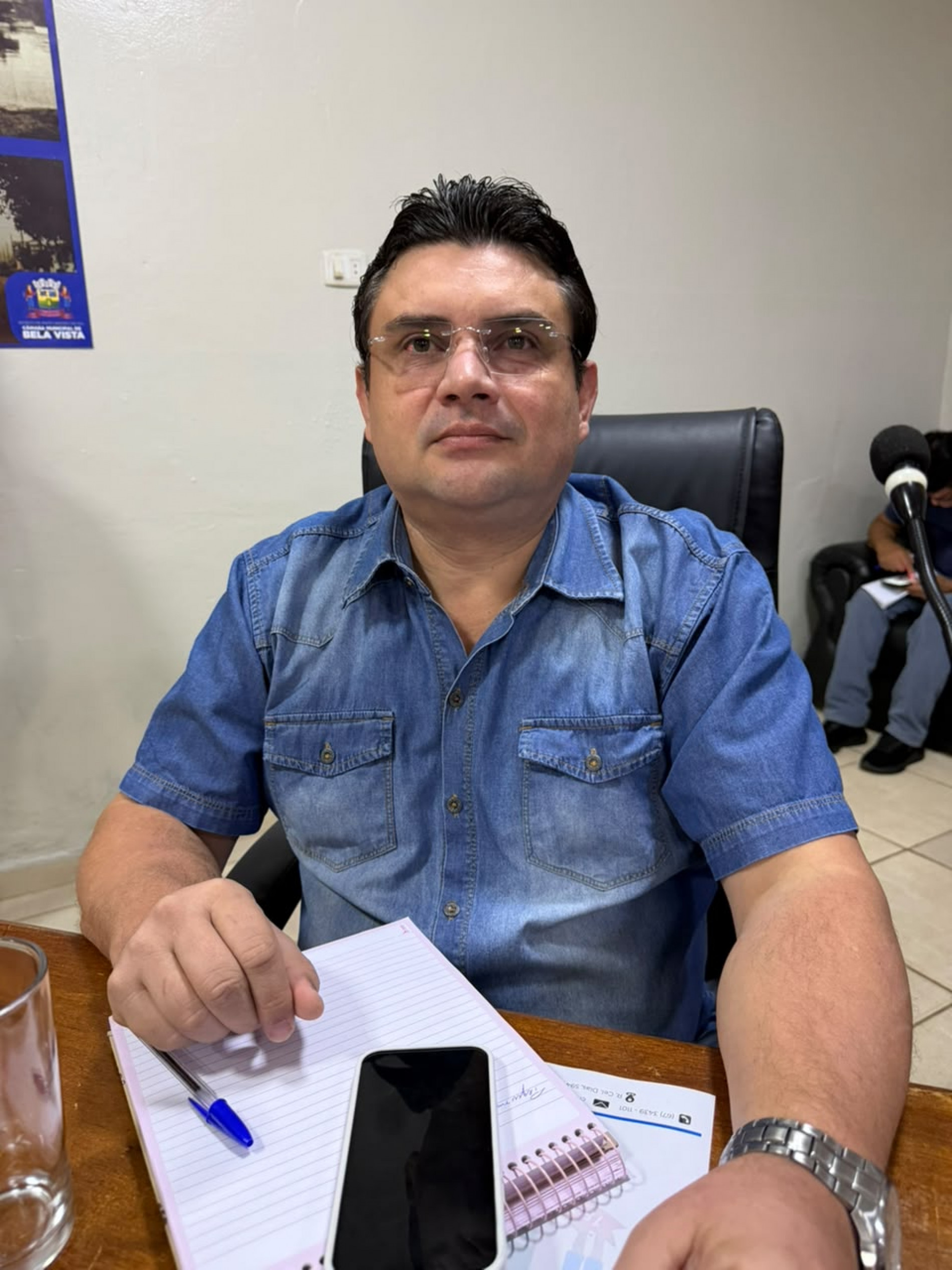 Vereador Johnys Basso cobra regulariza&ccedil;&atilde;o de materiais de limpeza e higiene nas escolas de Bela Vista